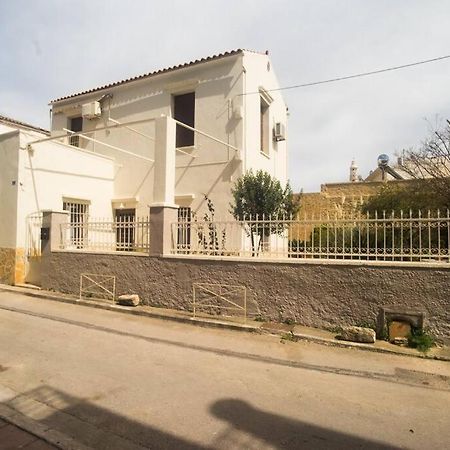 Tatiana'S Garden House Chrissi Akti Chania Exterior foto